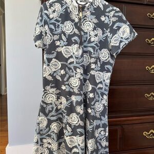 Spartina 449 Elegant Gray/navy Floral Dress 1/4 zip. Knee length